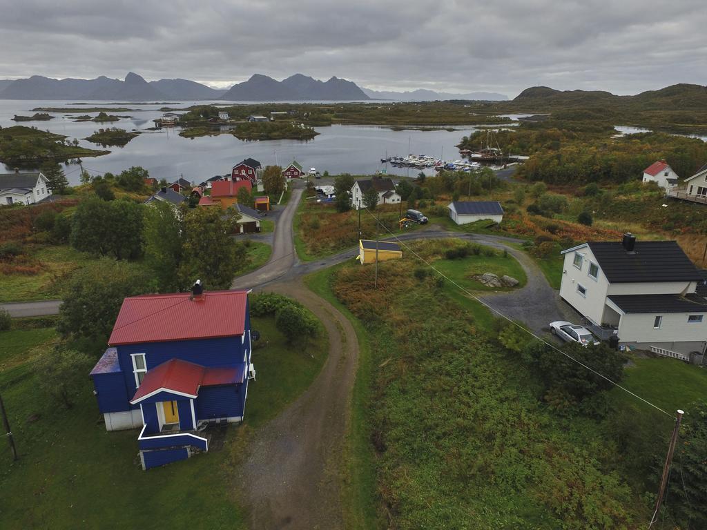 Huset Pa Yttersiden Apartamento Straumsnes Exterior foto