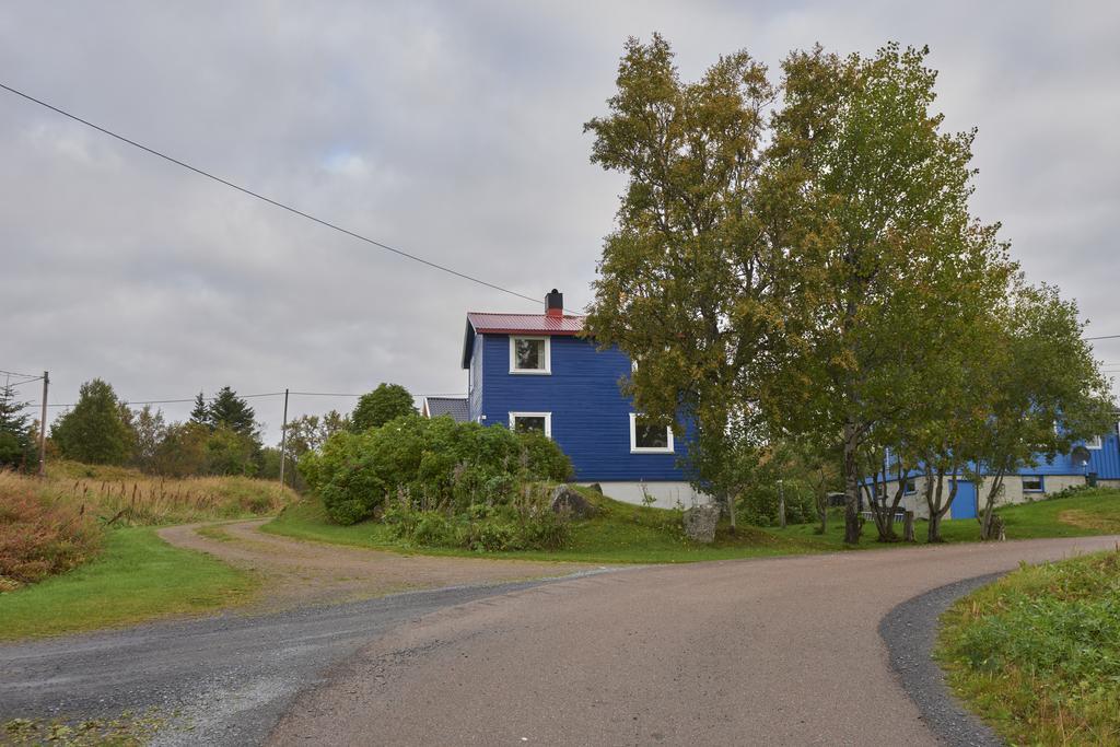 Huset Pa Yttersiden Apartamento Straumsnes Exterior foto