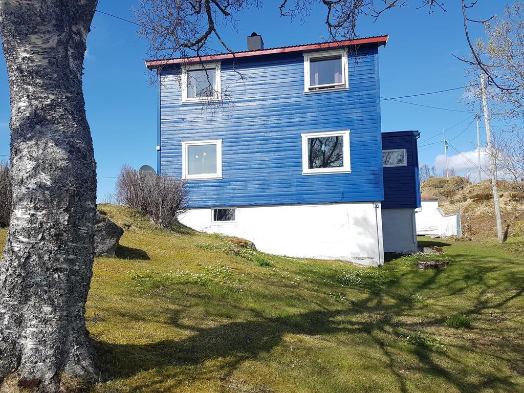 Huset Pa Yttersiden Apartamento Straumsnes Exterior foto