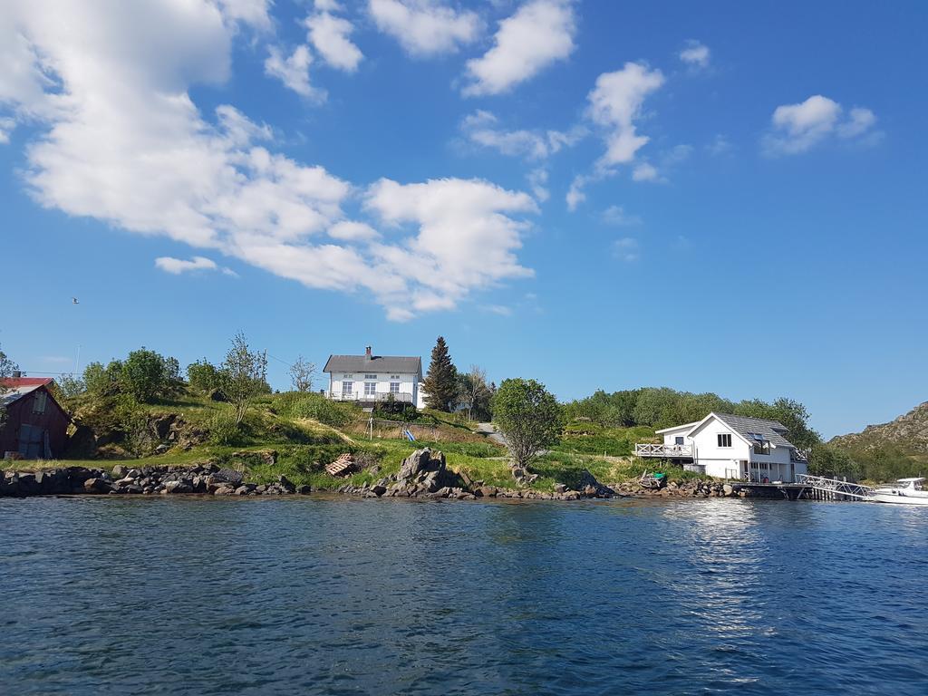 Huset Pa Yttersiden Apartamento Straumsnes Exterior foto