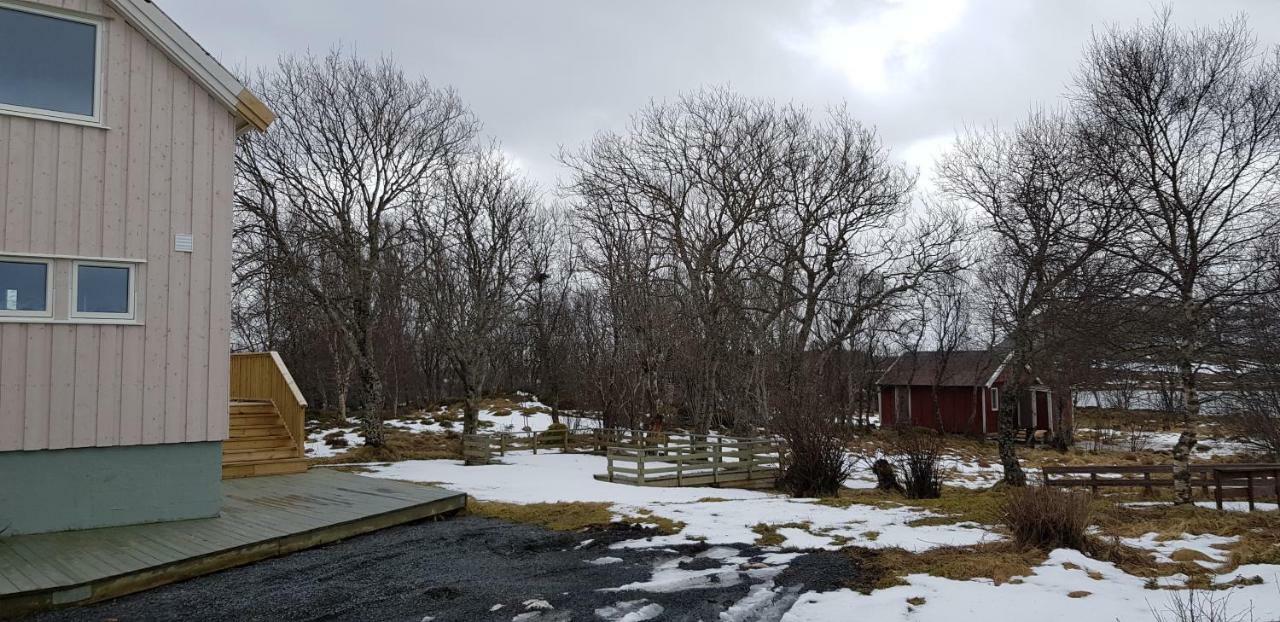 Huset Pa Yttersiden Apartamento Straumsnes Exterior foto