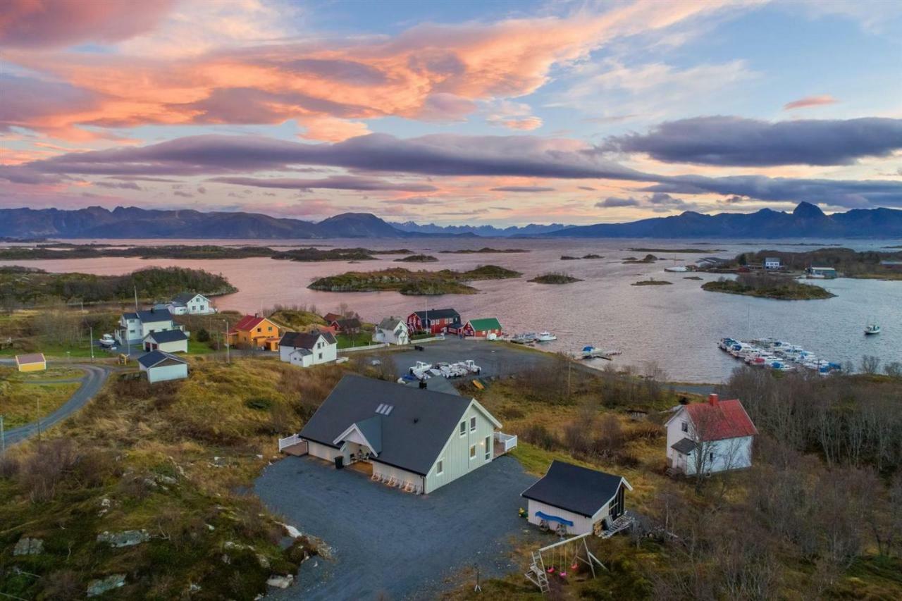 Huset Pa Yttersiden Apartamento Straumsnes Exterior foto