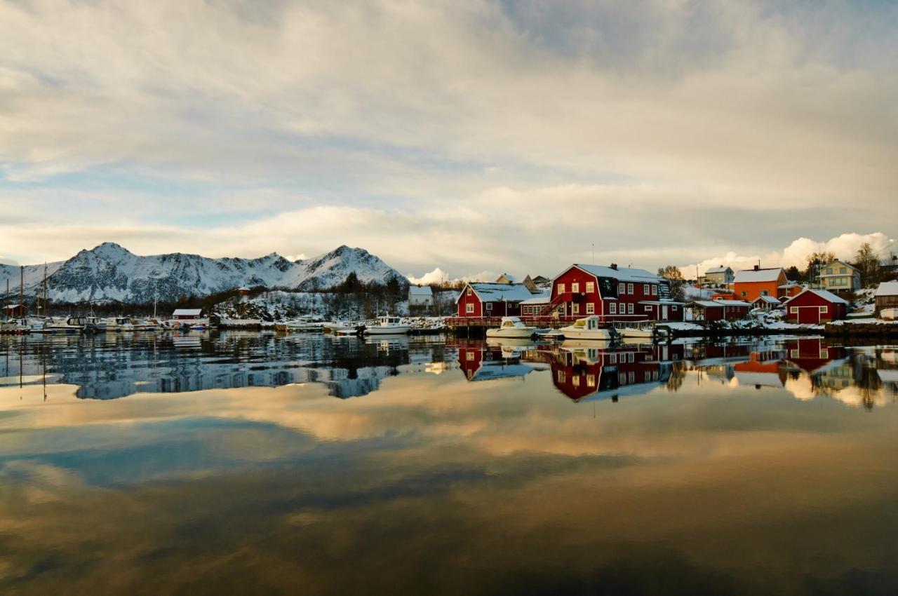 Huset Pa Yttersiden Apartamento Straumsnes Exterior foto